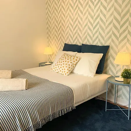As A Local! Santos Historical 6 Bedroom Iv * Lisboa