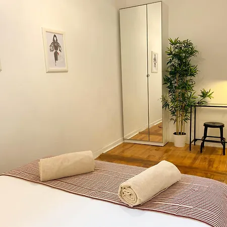 As A Local! Santos Historical 6 Bedroom Iv Lisboa