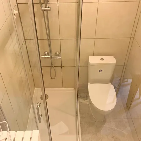Apartamento As A Local! Santos Historical 6 Bedroom Iv Lisboa