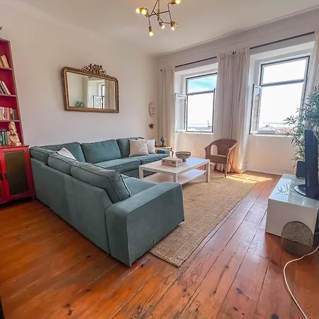 As A Local! Santos Historical 6 Bedroom Iv