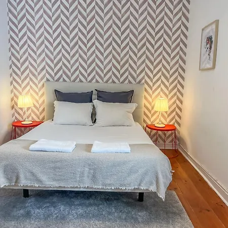 As A Local! Santos Historical 6 Bedroom Iv Apartment *